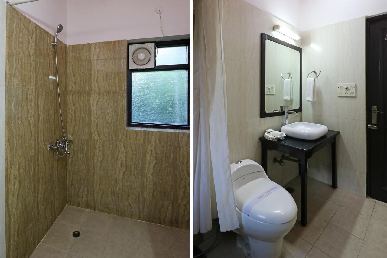 Hotel Chalet New Delhi Exterior photo