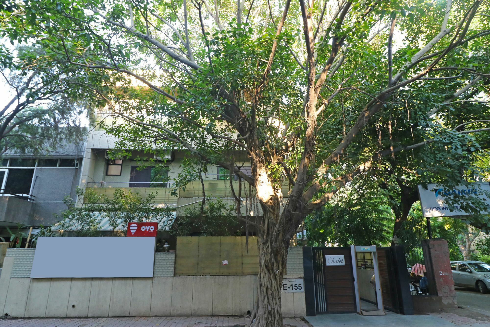 Hotel Chalet New Delhi Exterior photo